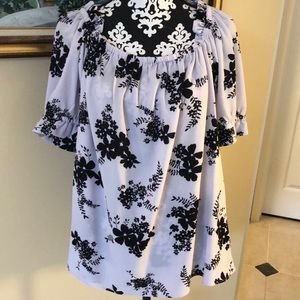 💜Michael Kors Lavendermist Black Floral, shoulder Ruffle on Elastic, pretty top